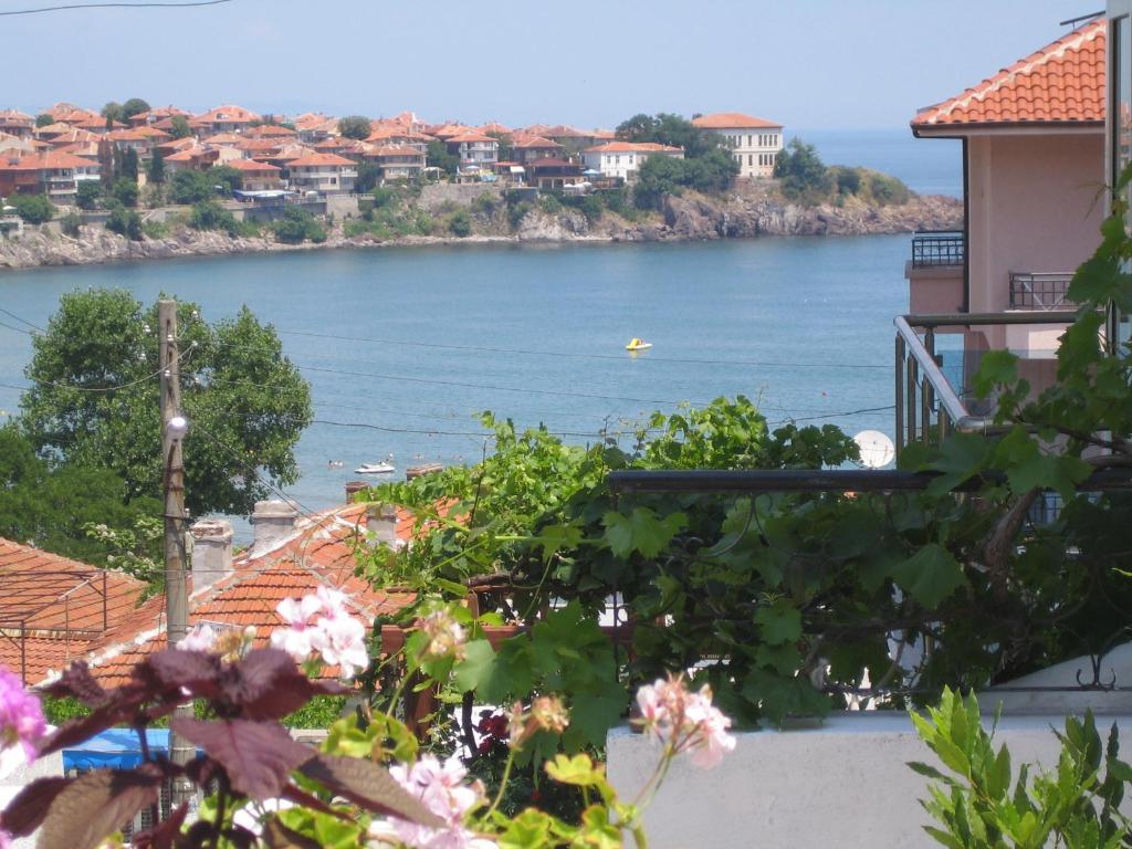 Guest House Fanari Sozopol Exterior photo